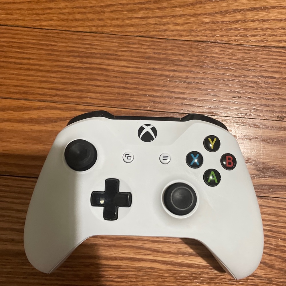 White Xbox Controller